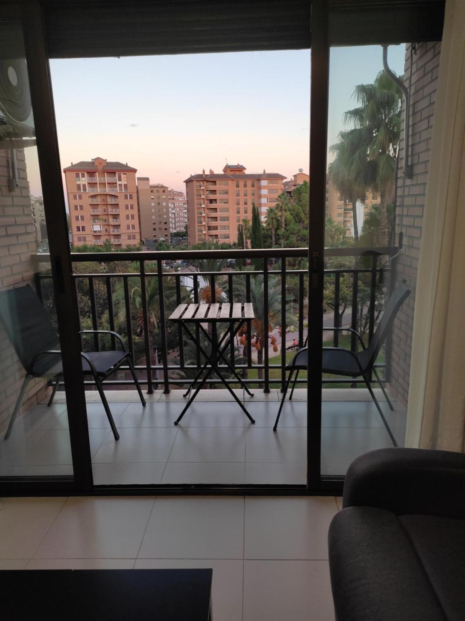 Apartamento con balcón cerca del centro Castellón de la Plana Exterior foto