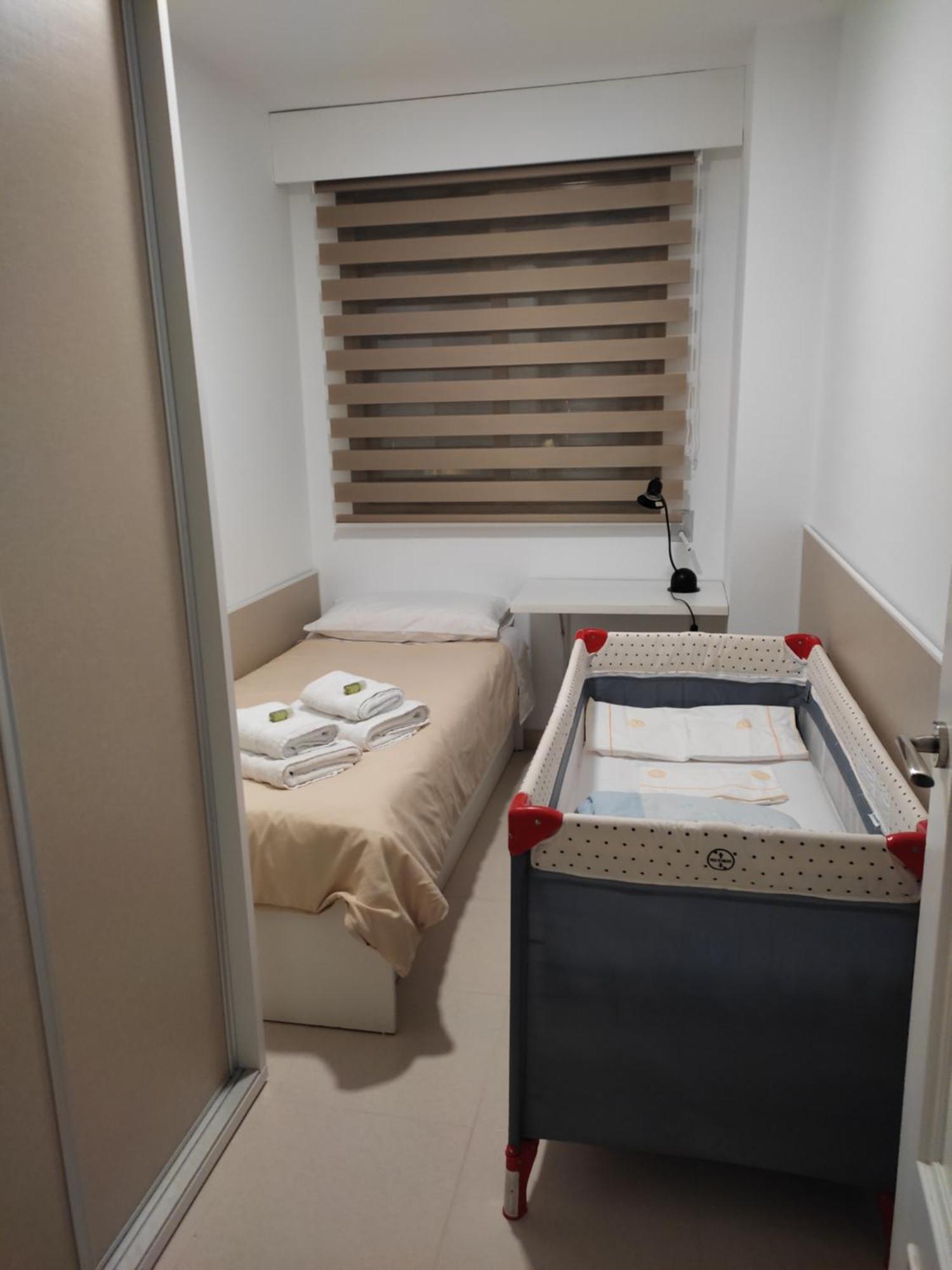 Apartamento con balcón cerca del centro Castellón de la Plana Exterior foto
